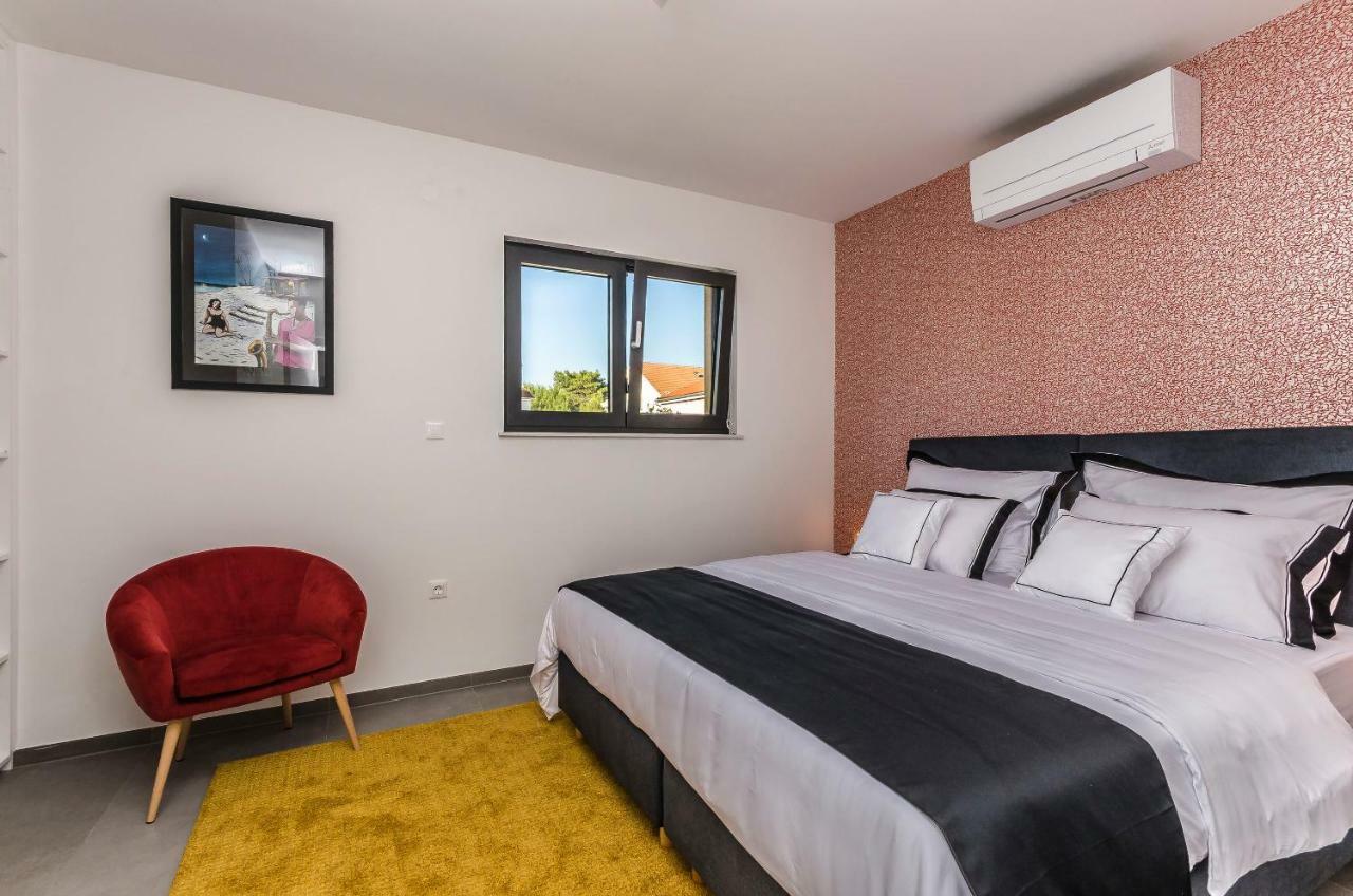 Apartments Villa Adriana II Srima Zewnętrze zdjęcie